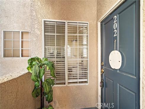 4581  Warner  202  Avenue, Huntington Beach, CA