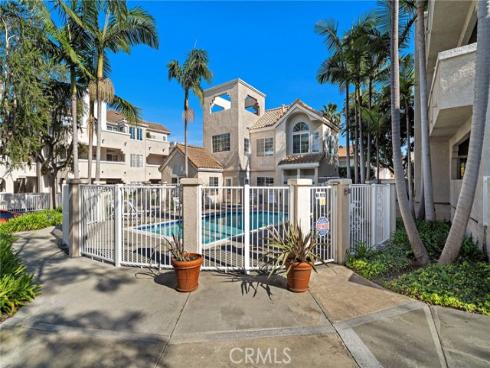 4581  Warner  202  Avenue, Huntington Beach, CA