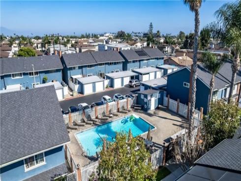 2603  Delaware  A  Street, Huntington Beach, CA
