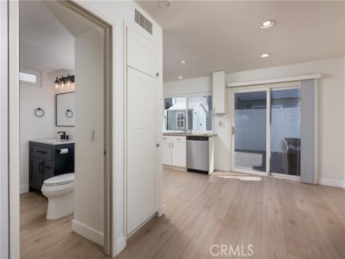 9538  Bickley Dr  2 , Huntington Beach, CA