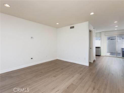 9538  Bickley Dr  2 , Huntington Beach, CA