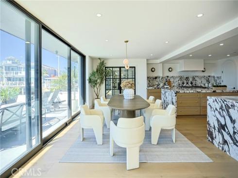 16861 Edgewater , Huntington Beach, CA