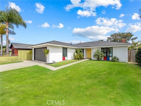 20692 Kelvin , Huntington Beach, CA