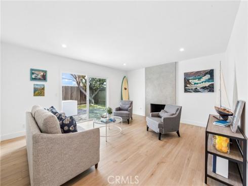 20692 Kelvin , Huntington Beach, CA