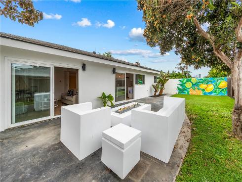 20692 Kelvin , Huntington Beach, CA