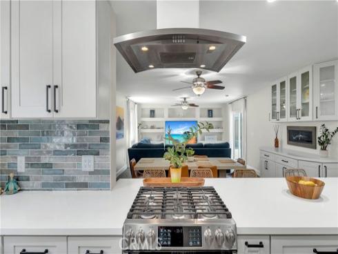 16281 Golden Gate Lane, Huntington Beach, CA