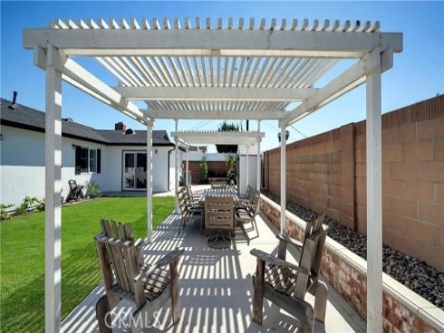 16281 Golden Gate Lane, Huntington Beach, CA