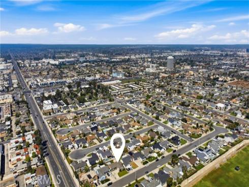17441  Jefferson   Lane, Huntington Beach, CA