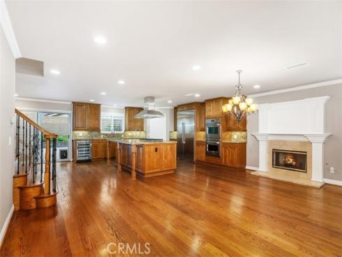 18452  Carnaby  , Huntington Beach, CA