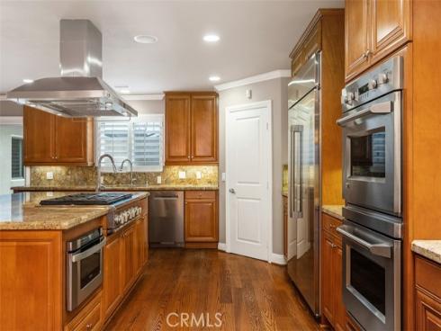 18452  Carnaby  , Huntington Beach, CA
