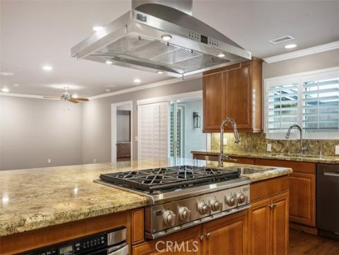 18452  Carnaby  , Huntington Beach, CA