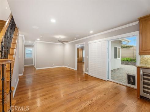 18452  Carnaby  , Huntington Beach, CA
