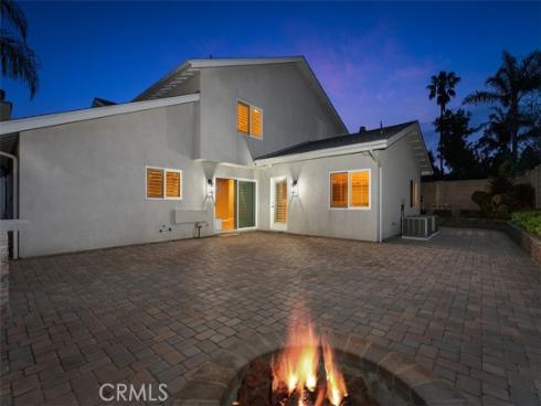 18452  Carnaby  , Huntington Beach, CA