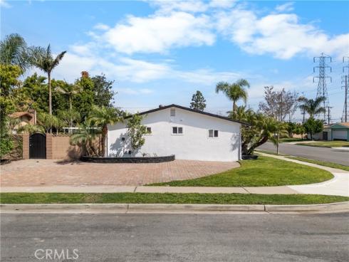 16551  Lucia   Lane, Huntington Beach, CA