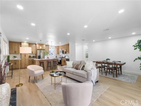 16551  Lucia   Lane, Huntington Beach, CA