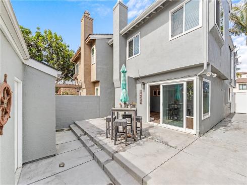 504  20th  , Huntington Beach, CA