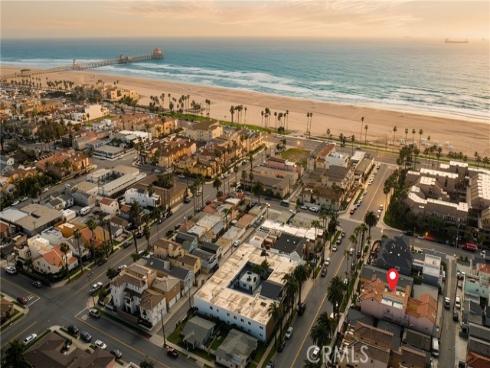 213  12th   Street, Huntington Beach, CA