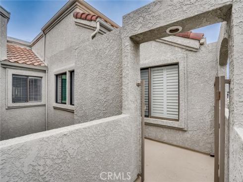 4862  Tiara  204 , Huntington Beach, CA