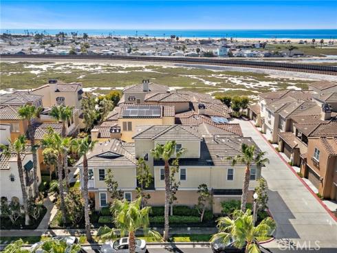 8238  Noelle   Drive, Huntington Beach, CA