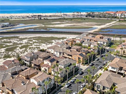 8238  Noelle   Drive, Huntington Beach, CA