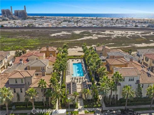 8238  Noelle   Drive, Huntington Beach, CA