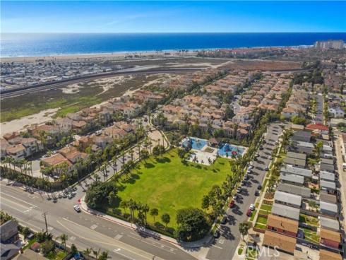 8238  Noelle   Drive, Huntington Beach, CA