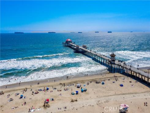 8238  Noelle   Drive, Huntington Beach, CA