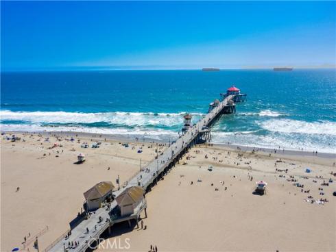 8238  Noelle   Drive, Huntington Beach, CA