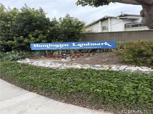 8777  Coral Springs  11H  Court, Huntington Beach, CA