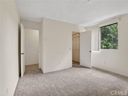 8777  Coral Springs  11H  Court, Huntington Beach, CA