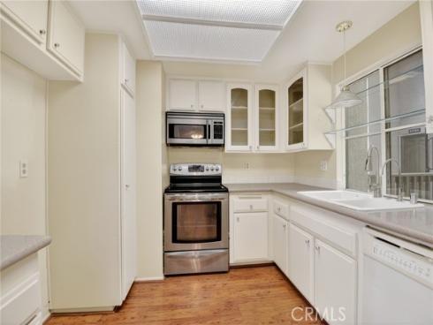 8777  Coral Springs  11H  Court, Huntington Beach, CA