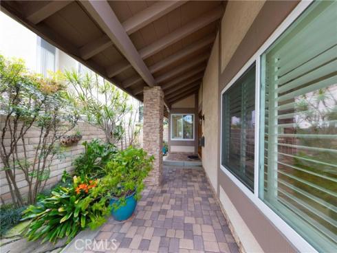8851  Satterfield  , Huntington Beach, CA