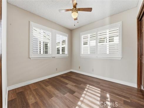 219  Memphis Ave  , Huntington Beach, CA