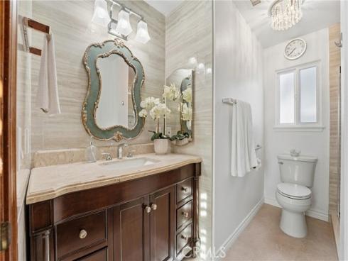 219  Memphis Ave  , Huntington Beach, CA