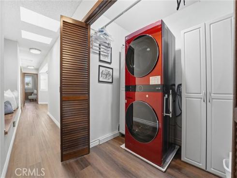 219  Memphis Ave  , Huntington Beach, CA