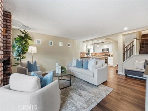 219  Memphis Ave  , Huntington Beach, CA