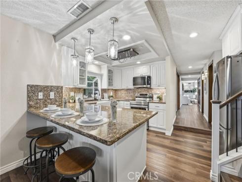 219  Memphis Ave  , Huntington Beach, CA