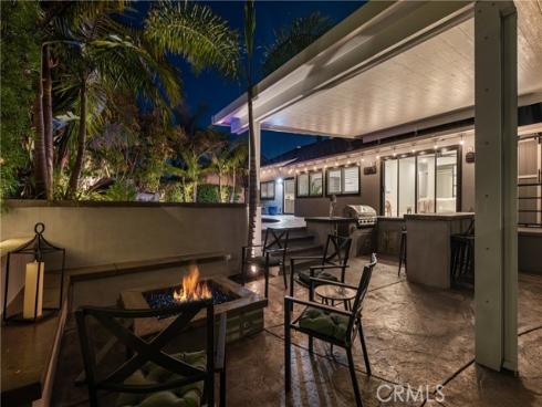9662  Woodlawn   Drive, Huntington Beach, CA