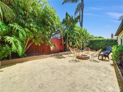 17042  Twain  , Huntington Beach, CA