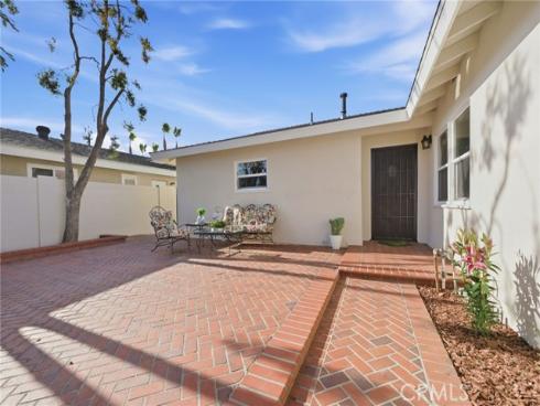 5041  Mcfadden  , Huntington Beach, CA