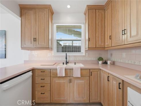 5041  Mcfadden  , Huntington Beach, CA