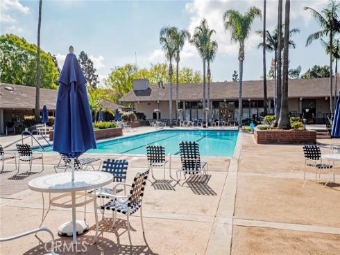 8877  Lauderdale  209E  Court, Huntington Beach, CA