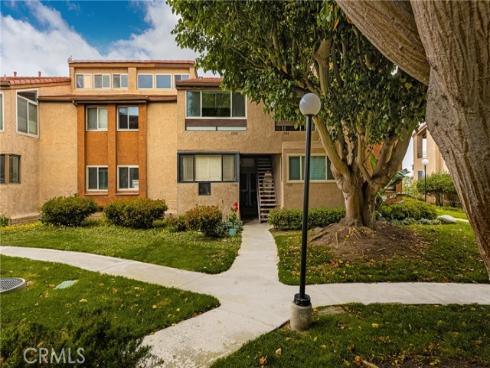 17110  Bluewater   Lane, Huntington Beach, CA