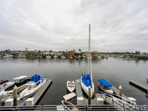 17110  Bluewater   Lane, Huntington Beach, CA