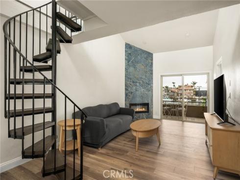 17110  Bluewater   Lane, Huntington Beach, CA