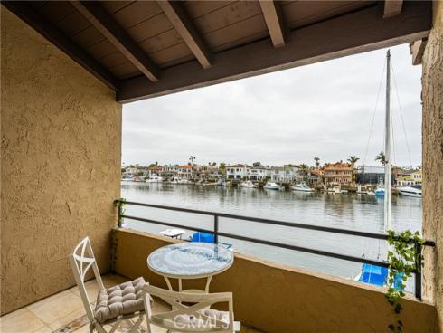 17110  Bluewater   Lane, Huntington Beach, CA