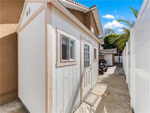 5622  Brighton  , Huntington Beach, CA