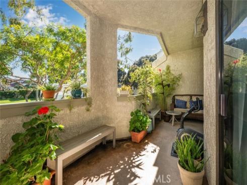 5146  Dorado  106  Drive, Huntington Beach, CA