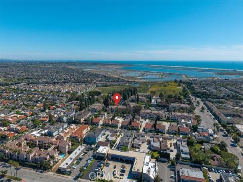 5146  Dorado  106  Drive, Huntington Beach, CA