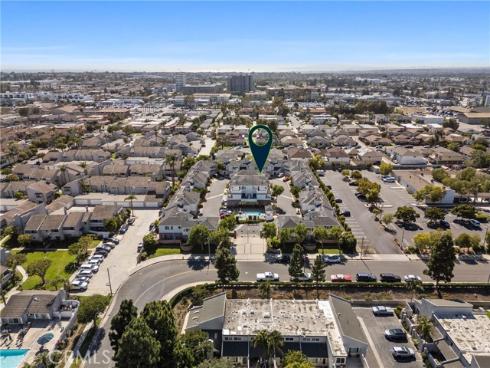 18723  Chapel   Lane, Huntington Beach, CA